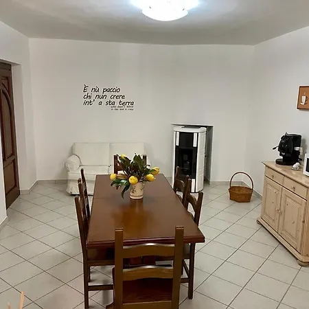 Casa Letizia Bed & Breakfast *